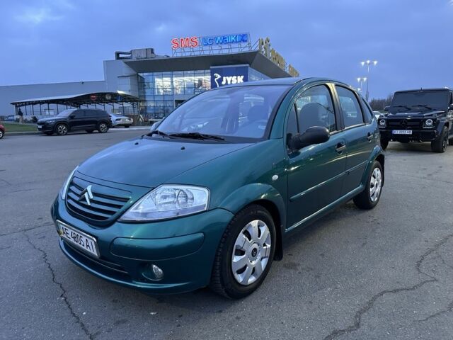 Зеленый Ситроен С3, объемом двигателя 1.4 л и пробегом 220 тыс. км за 4500 $, фото 1 на Automoto.ua