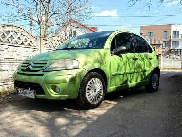Зелений Сітроен С3, об'ємом двигуна 1.36 л та пробігом 237 тис. км за 3500 $, фото 1 на Automoto.ua