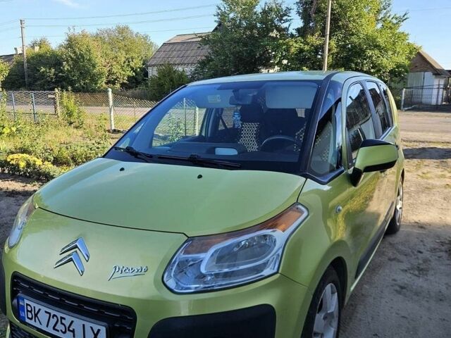 Зелений Сітроен С3, об'ємом двигуна 1.4 л та пробігом 207 тис. км за 4509 $, фото 1 на Automoto.ua