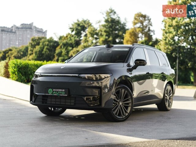 Зелений Сітроен С3, об'ємом двигуна 1.2 л та пробігом 65 тис. км за 12500 $, фото 1 на Automoto.ua