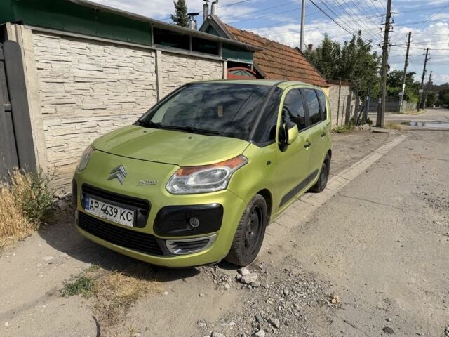 Зелений Сітроен С3, об'ємом двигуна 1.4 л та пробігом 218 тис. км за 5400 $, фото 1 на Automoto.ua