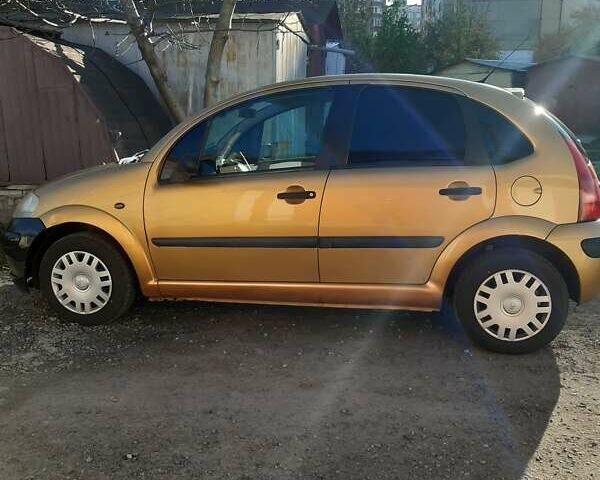 Помаранчевий Сітроен С3, об'ємом двигуна 1.1 л та пробігом 237 тис. км за 2650 $, фото 1 на Automoto.ua
