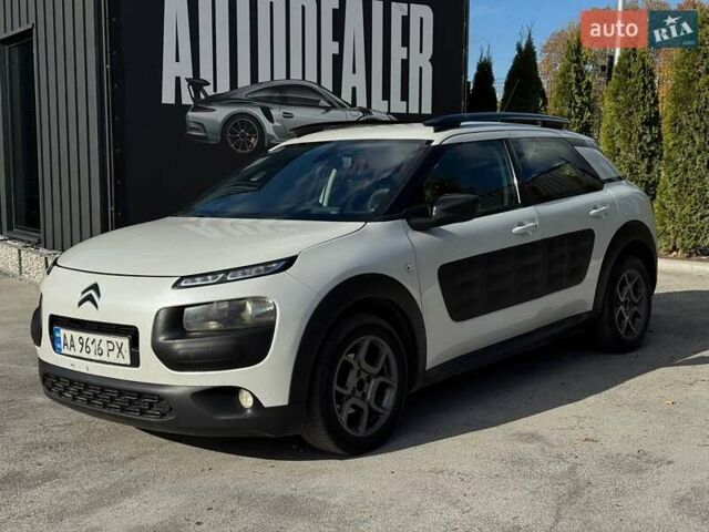 Сітроен C4 Кактус 2014 у Каменце-Подольском на Automoto.ua Білий Сітроен C4 Кактус, об'ємом двигуна 1.56 л та пробігом 215 тис. км за 9300 $, фото 1 на Automoto.ua