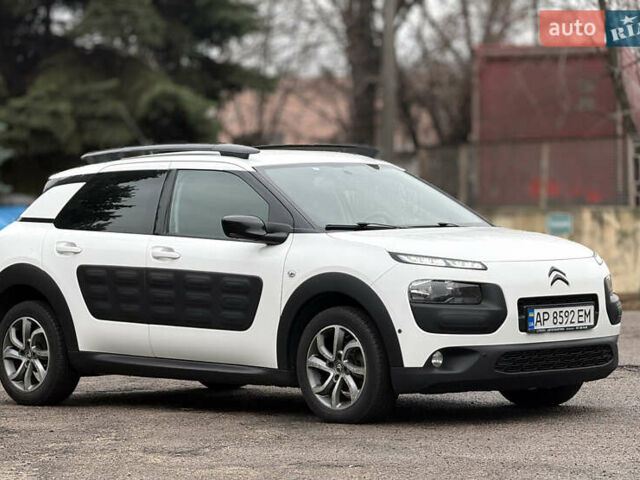 Білий Сітроен C4 Кактус, об'ємом двигуна 1.56 л та пробігом 116 тис. км за 10499 $, фото 1 на Automoto.ua