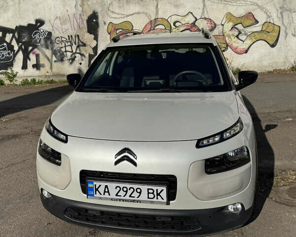 Белый Ситроен C4 Кактус, объемом двигателя 1.56 л и пробегом 90 тыс. км за 12000 $, фото 1 на Automoto.ua