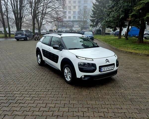 Белый Ситроен C4 Кактус, объемом двигателя 1.56 л и пробегом 216 тыс. км за 9877 $, фото 1 на Automoto.ua