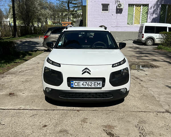 Белый Ситроен C4 Кактус, объемом двигателя 1.56 л и пробегом 272 тыс. км за 10500 $, фото 1 на Automoto.ua