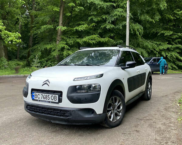 Ситроен C4 Кактус, объемом двигателя 1.6 л и пробегом 210 тыс. км за 9000 $, фото 1 на Automoto.ua