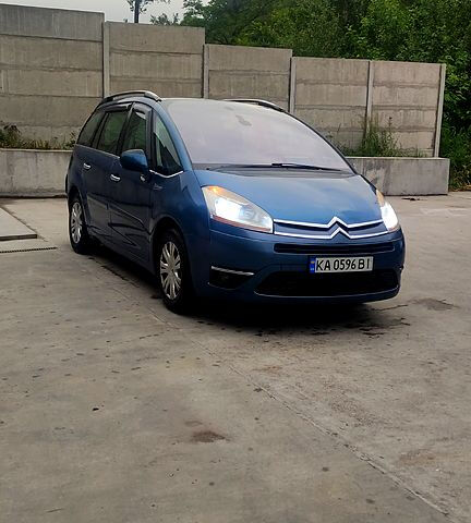 Синий Ситроен Ц4 Гранд Пикассо, объемом двигателя 1.6 л и пробегом 256 тыс. км за 6500 $, фото 1 на Automoto.ua