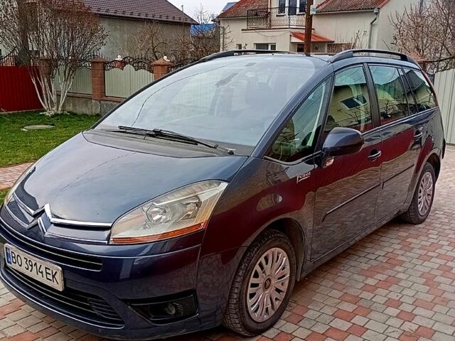 Ситроен Ц4 Гранд Пикассо 2010 в Тернополе на Automoto.ua Синий Ситроен Ц4 Гранд Пикассо, объемом двигателя 1.6 л и пробегом 205 тыс. км за 6100 $, фото 1 на Automoto.ua