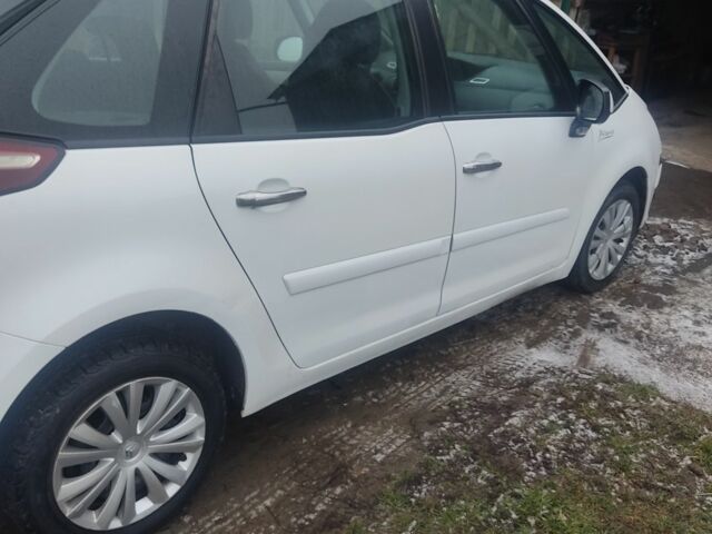 Білий Сітроен С4 Пікассо, об'ємом двигуна 0 л та пробігом 245 тис. км за 5300 $, фото 1 на Automoto.ua