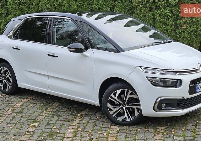 Белый Ситроен С4 Пикассо, объемом двигателя 1.6 л и пробегом 235 тыс. км за 13790 $, фото 1 на Automoto.ua