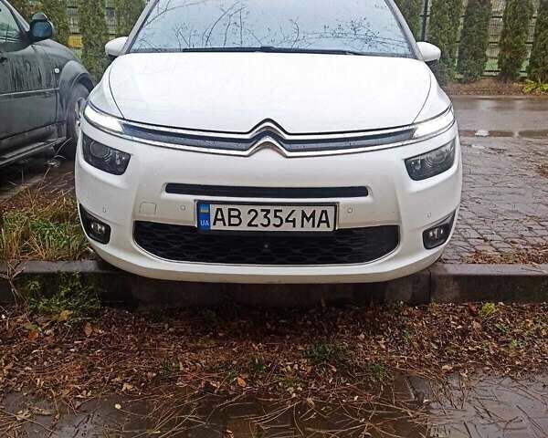 Белый Ситроен С4 Пикассо, объемом двигателя 1.56 л и пробегом 206 тыс. км за 14000 $, фото 1 на Automoto.ua