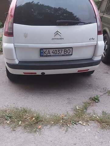 Белый Ситроен С4 Пикассо, объемом двигателя 1.6 л и пробегом 230 тыс. км за 5062 $, фото 1 на Automoto.ua