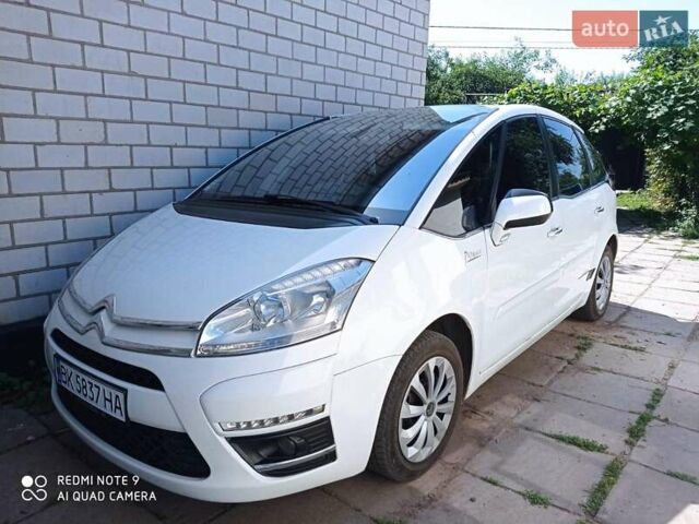 Ситроен С4 Пикассо 2012 в Казатине на Automoto.ua Белый Ситроен С4 Пикассо, объемом двигателя 1.6 л и пробегом 234 тыс. км за 6700 $, фото 1 на Automoto.ua