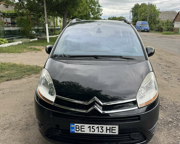 Черный Ситроен С4 Пикассо, объемом двигателя 1.56 л и пробегом 300 тыс. км за 4500 $, фото 1 на Automoto.ua