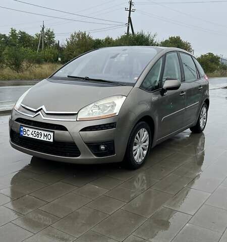 Коричневый Ситроен С4 Пикассо, объемом двигателя 2 л и пробегом 200 тыс. км за 5600 $, фото 1 на Automoto.ua