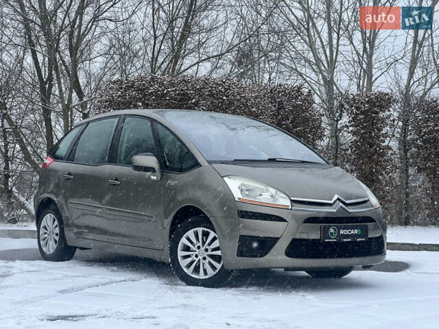 Коричневый Ситроен С4 Пикассо, объемом двигателя 1.6 л и пробегом 219 тыс. км за 5999 $, фото 1 на Automoto.ua