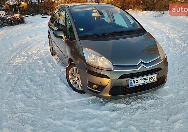 Коричневый Ситроен С4 Пикассо, объемом двигателя 1.6 л и пробегом 204 тыс. км за 6200 $, фото 1 на Automoto.ua