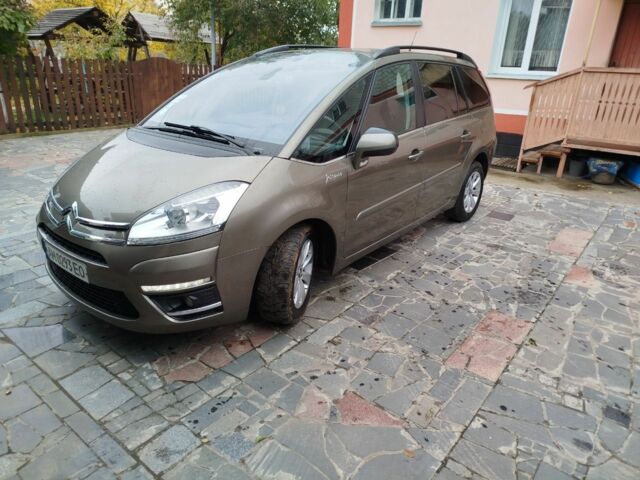 Коричневый Ситроен С4 Пикассо, объемом двигателя 1.6 л и пробегом 225 тыс. км за 7000 $, фото 1 на Automoto.ua