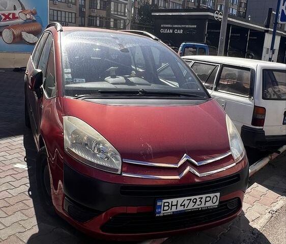 Червоний Сітроен С4 Пікассо, об'ємом двигуна 1.6 л та пробігом 280 тис. км за 4700 $, фото 1 на Automoto.ua