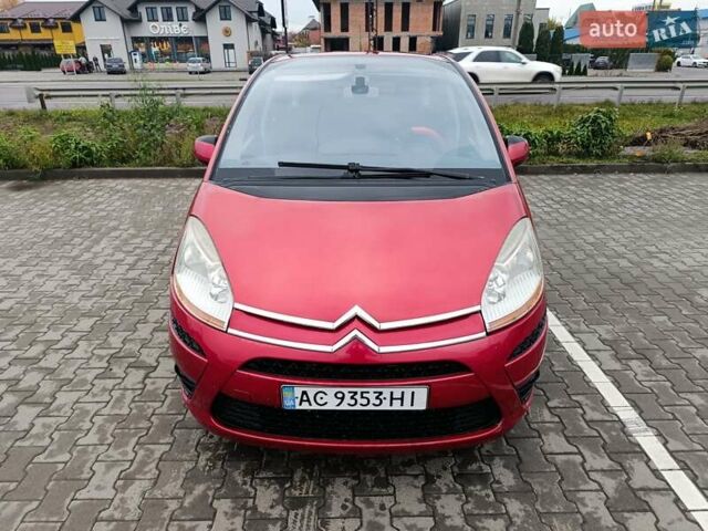 Красный Ситроен С4 Пикассо, объемом двигателя 1.6 л и пробегом 339 тыс. км за 5399 $, фото 1 на Automoto.ua