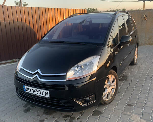 Ситроен С4 Пикассо, объемом двигателя 2 л и пробегом 320 тыс. км за 6000 $, фото 1 на Automoto.ua