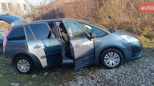 Серый Ситроен С4 Пикассо, объемом двигателя 1.75 л и пробегом 262 тыс. км за 3950 $, фото 1 на Automoto.ua