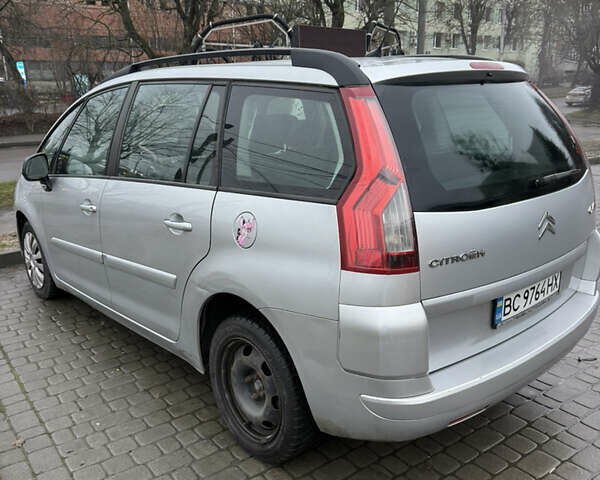 Серый Ситроен С4 Пикассо, объемом двигателя 2 л и пробегом 281 тыс. км за 5500 $, фото 1 на Automoto.ua