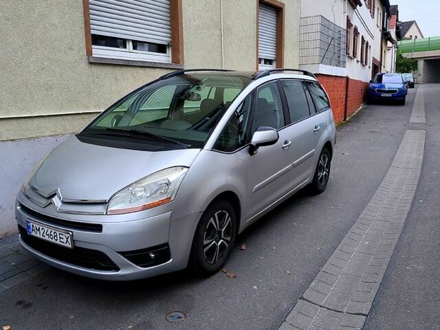 Серый Ситроен С4 Пикассо, объемом двигателя 1.6 л и пробегом 193 тыс. км за 4700 $, фото 1 на Automoto.ua