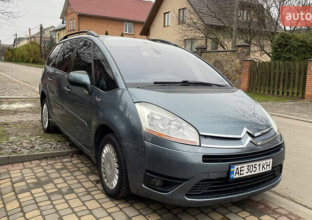 Сірий Сітроен С4 Пікассо, об'ємом двигуна 1.56 л та пробігом 245 тис. км за 5100 $, фото 1 на Automoto.ua