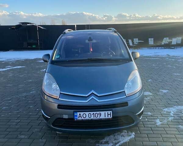 Серый Ситроен С4 Пикассо, объемом двигателя 1.56 л и пробегом 426 тыс. км за 5500 $, фото 1 на Automoto.ua