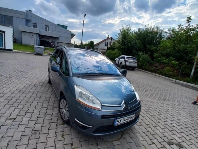 Серый Ситроен С4 Пикассо, объемом двигателя 1.6 л и пробегом 225 тыс. км за 3800 $, фото 1 на Automoto.ua