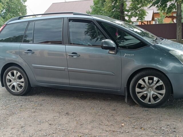 Сірий Сітроен С4 Пікассо, об'ємом двигуна 2 л та пробігом 214 тис. км за 7100 $, фото 1 на Automoto.ua