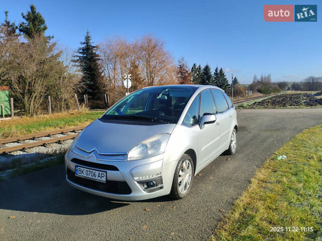 Серый Ситроен С4 Пикассо, объемом двигателя 1.56 л и пробегом 265 тыс. км за 5500 $, фото 1 на Automoto.ua