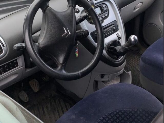 Сірий Сітроен С4 Пікассо, об'ємом двигуна 1.6 л та пробігом 300 тис. км за 4500 $, фото 1 на Automoto.ua