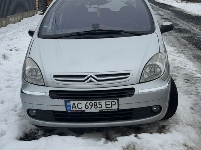 Сірий Сітроен С4 Пікассо, об'ємом двигуна 1.6 л та пробігом 300 тис. км за 2900 $, фото 1 на Automoto.ua