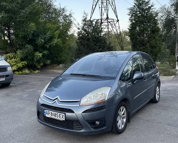 Серый Ситроен С4 Пикассо, объемом двигателя 2 л и пробегом 100 тыс. км за 5100 $, фото 1 на Automoto.ua