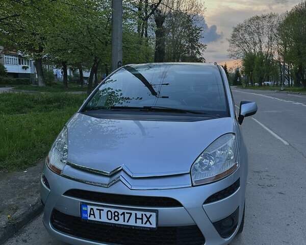 Серый Ситроен С4 Пикассо, объемом двигателя 1.56 л и пробегом 295 тыс. км за 5450 $, фото 1 на Automoto.ua