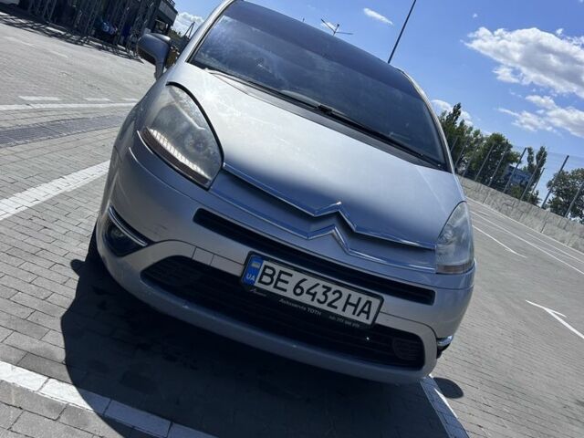 Серый Ситроен С4 Пикассо, объемом двигателя 1.6 л и пробегом 260 тыс. км за 5200 $, фото 1 на Automoto.ua