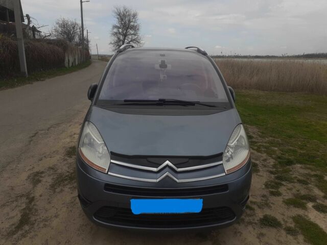 Серый Ситроен С4 Пикассо, объемом двигателя 1.6 л и пробегом 223 тыс. км за 5500 $, фото 1 на Automoto.ua