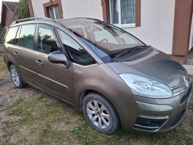 Серый Ситроен С4 Пикассо, объемом двигателя 1.6 л и пробегом 178 тыс. км за 7000 $, фото 1 на Automoto.ua