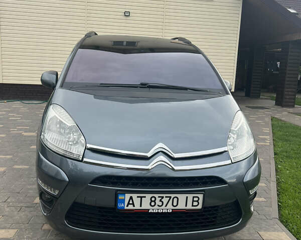 Серый Ситроен С4 Пикассо, объемом двигателя 1.6 л и пробегом 306 тыс. км за 7300 $, фото 1 на Automoto.ua