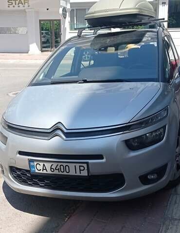 Серый Ситроен С4 Пикассо, объемом двигателя 1.56 л и пробегом 300 тыс. км за 11700 $, фото 1 на Automoto.ua