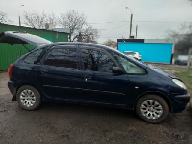 Синій Сітроен С4 Пікассо, об'ємом двигуна 0 л та пробігом 400 тис. км за 1700 $, фото 1 на Automoto.ua