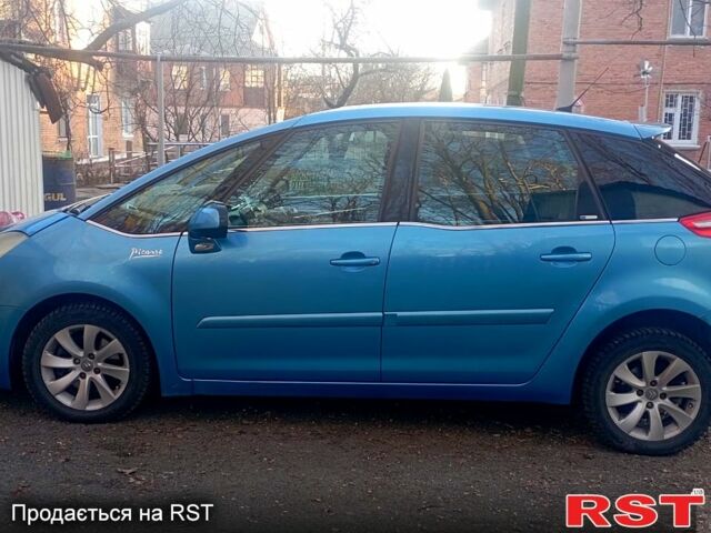 Синій Сітроен С4 Пікассо, об'ємом двигуна 2 л та пробігом 268 тис. км за 5200 $, фото 1 на Automoto.ua