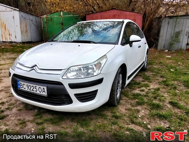 Білий Сітроен С4, об'ємом двигуна 1.4 л та пробігом 155 тис. км за 5100 $, фото 1 на Automoto.ua