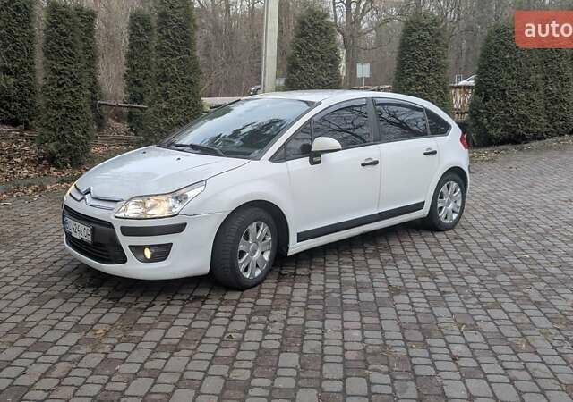 Білий Сітроен С4, об'ємом двигуна 1.56 л та пробігом 260 тис. км за 4999 $, фото 1 на Automoto.ua
