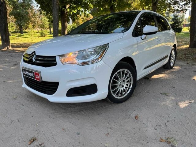 Белый Ситроен С4, объемом двигателя 1.6 л и пробегом 234 тыс. км за 6490 $, фото 1 на Automoto.ua