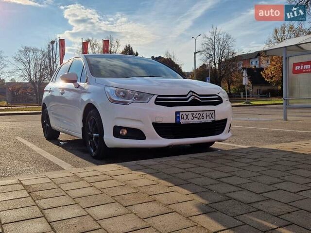Ситроен С4 2012 в Харькове на Automoto.ua Белый Ситроен С4, объемом двигателя 1.56 л и пробегом 242 тыс. км за 5500 $, фото 1 на Automoto.ua